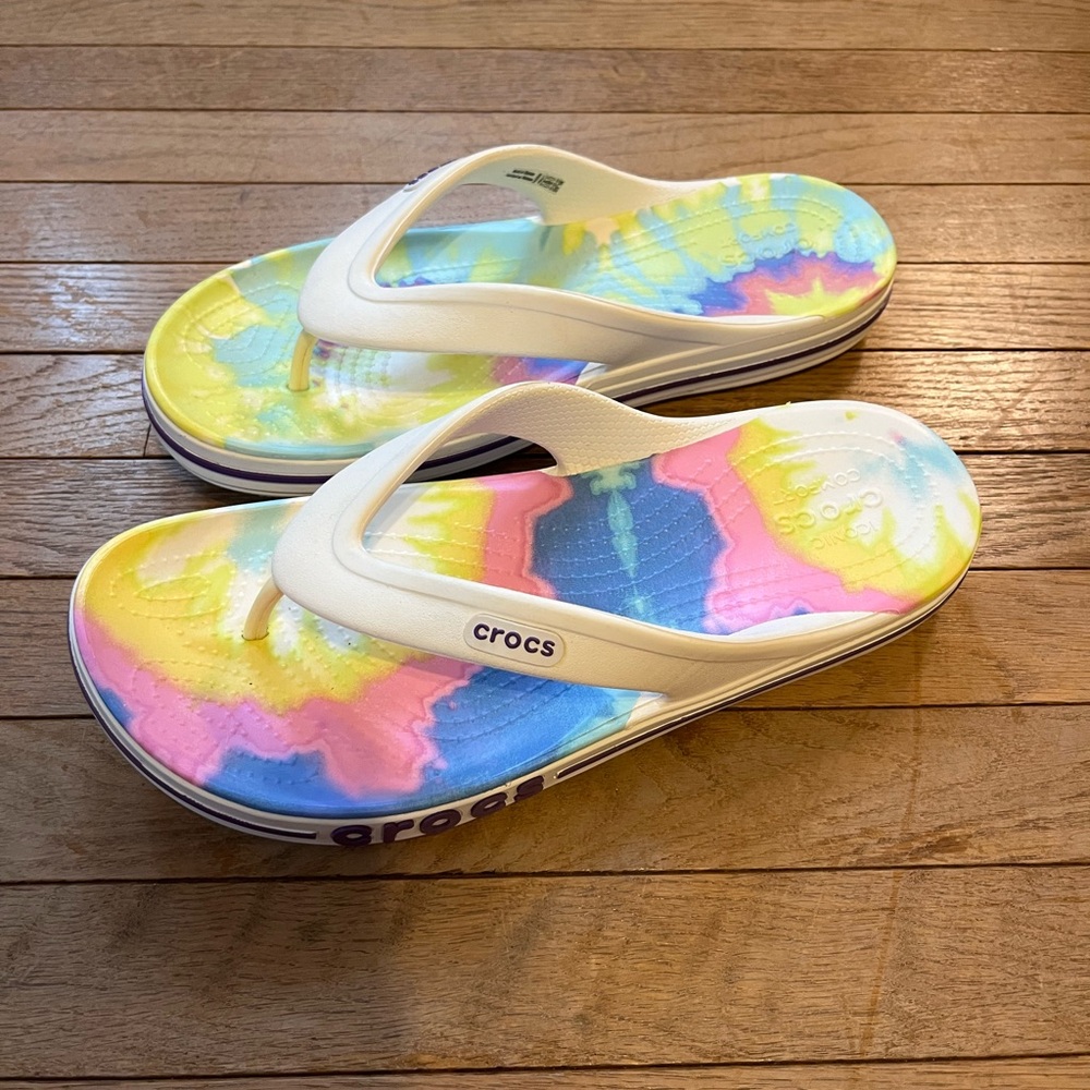 Crocs Tie-Dye Flip Flops